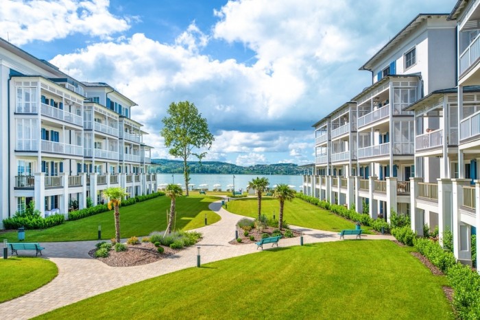 Gewinnspiel: Jetzt einen Familienurlaub im 5-Sterne-Apartmenthotel BalaLake Resort direkt am Ufer des Plattensee in Ungarn gewinnen!  